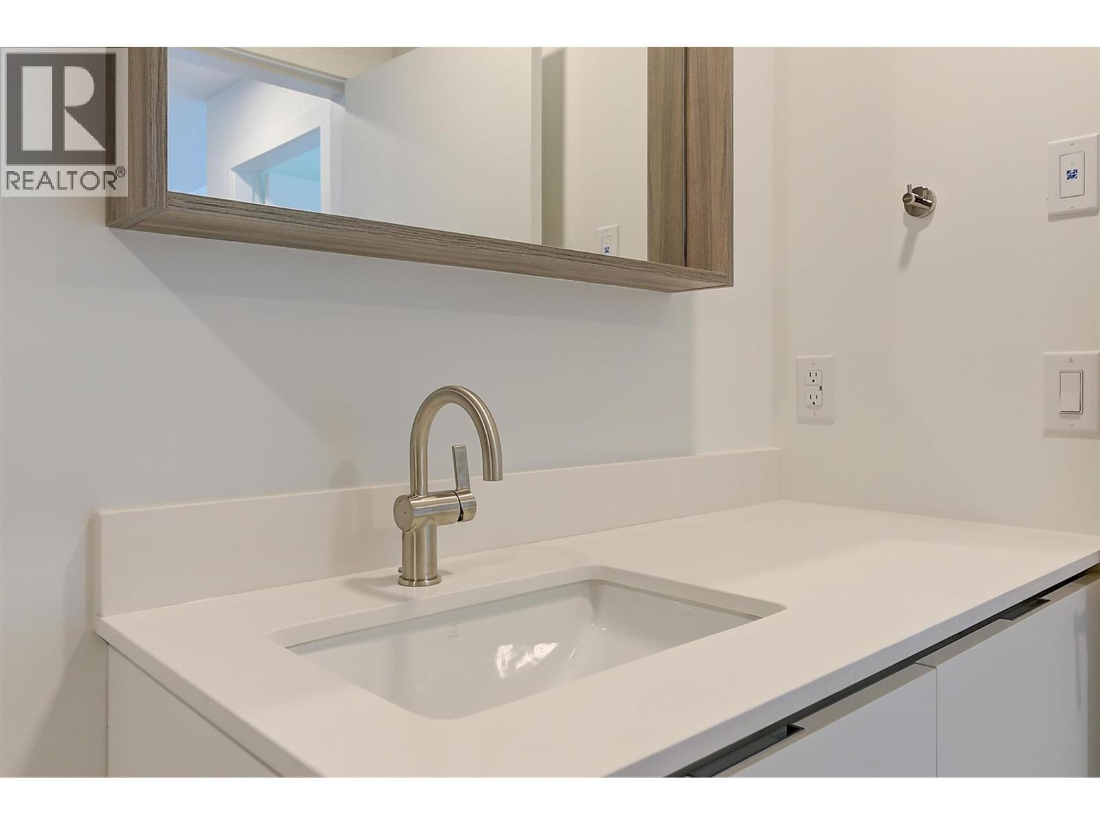 WEST KELOWNA, British Columbia, V1Z 2A9, CA, 2 Bedrooms Bedrooms, ,2 BathroomsBathrooms,Residential,For Sale,1947246
