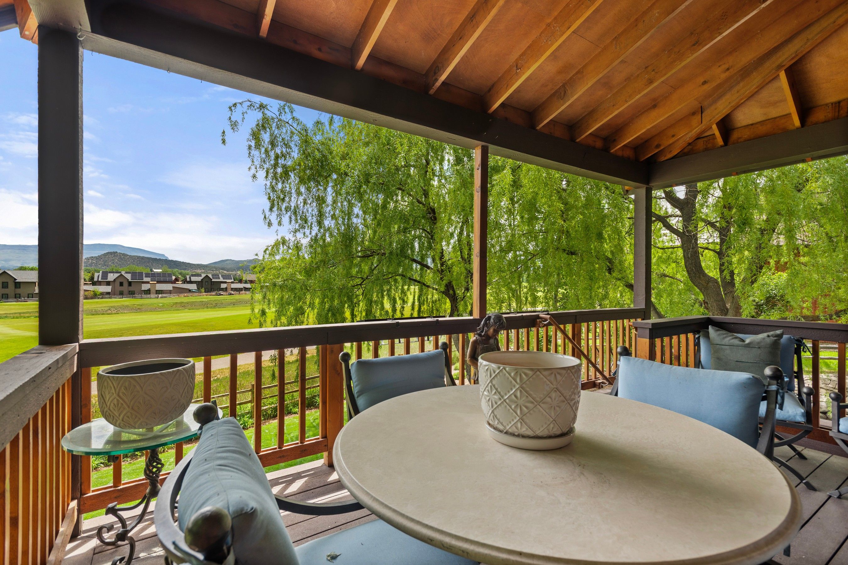  Private Fairway Living in River Valley Ranch - 物件實景