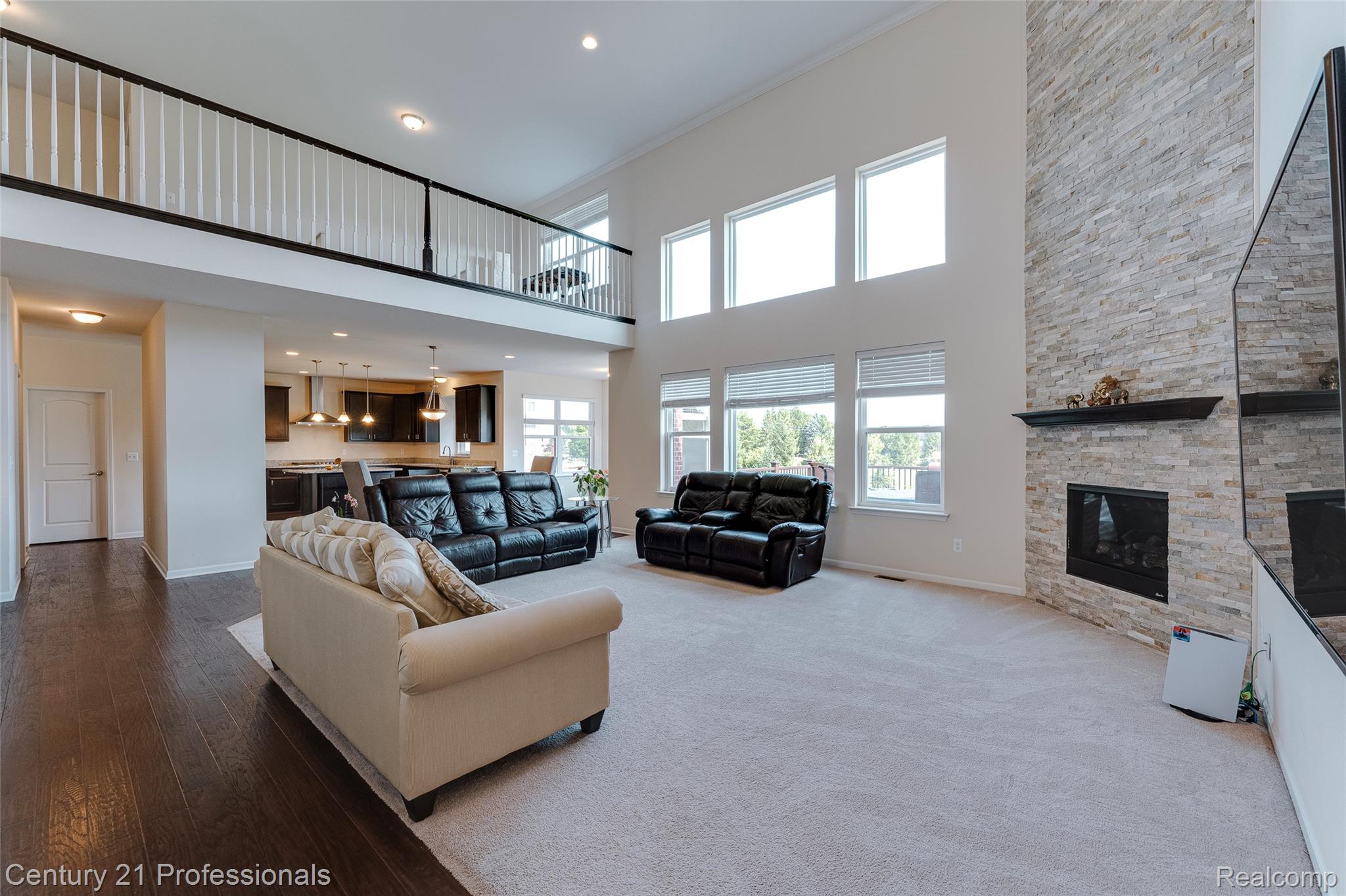 Canton, Michigan, 48187, United States, 5 Bedrooms Bedrooms, ,6 BathroomsBathrooms,Residential,For Sale,1908049