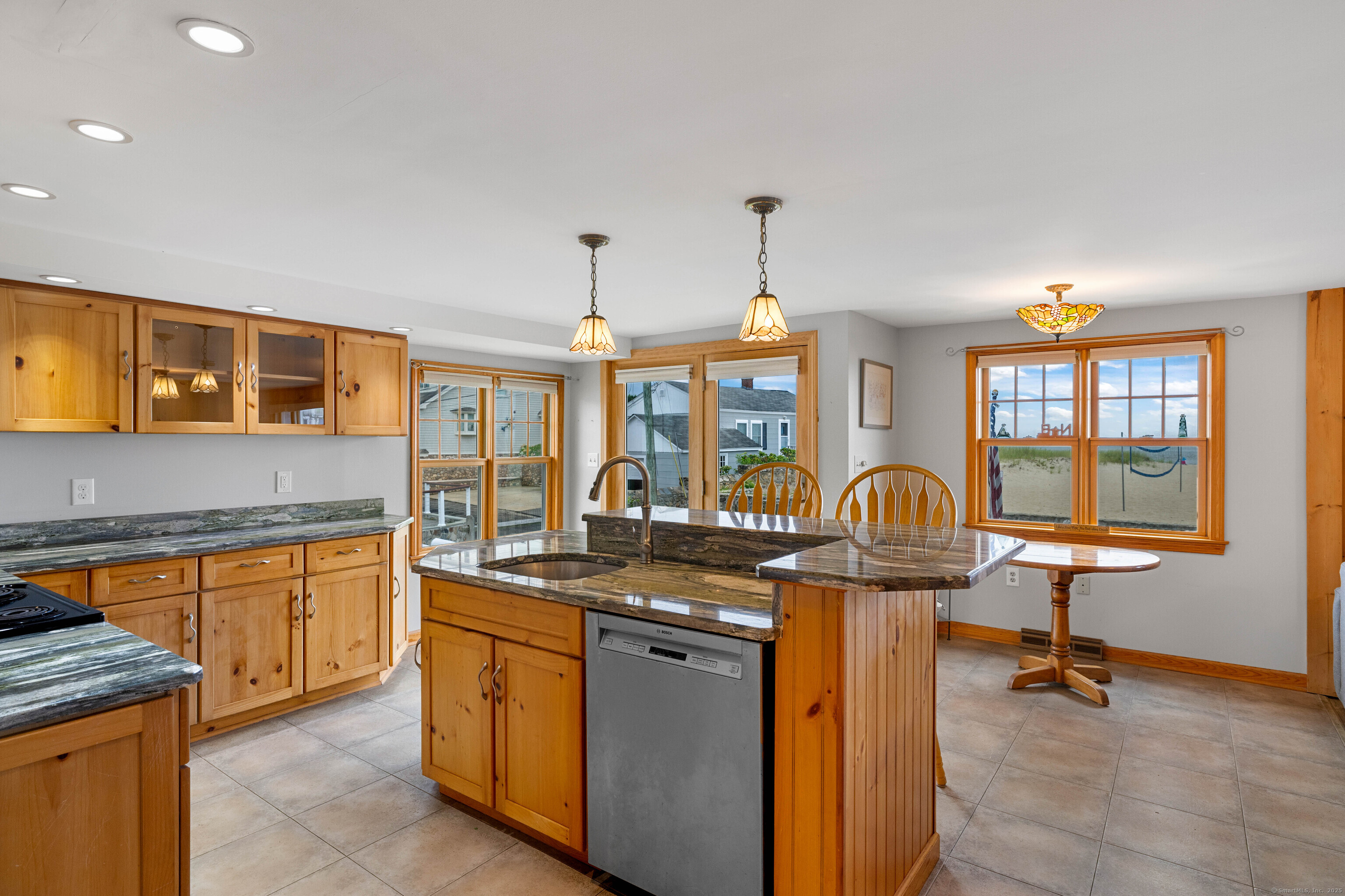 Westbrook, Connecticut, 06498, United States, 3 Bedrooms Bedrooms, ,2 BathroomsBathrooms,Residential,For Sale,1910769