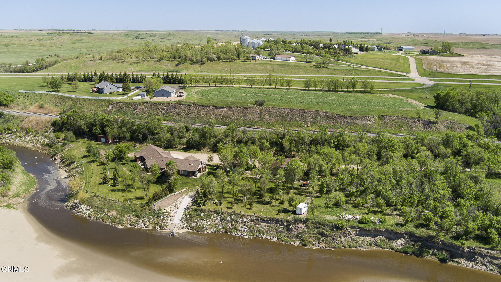 Washburn, North Dakota, 58577, United States, 3 Bedrooms Bedrooms, ,2 BathroomsBathrooms,Residential,For Sale,2043645