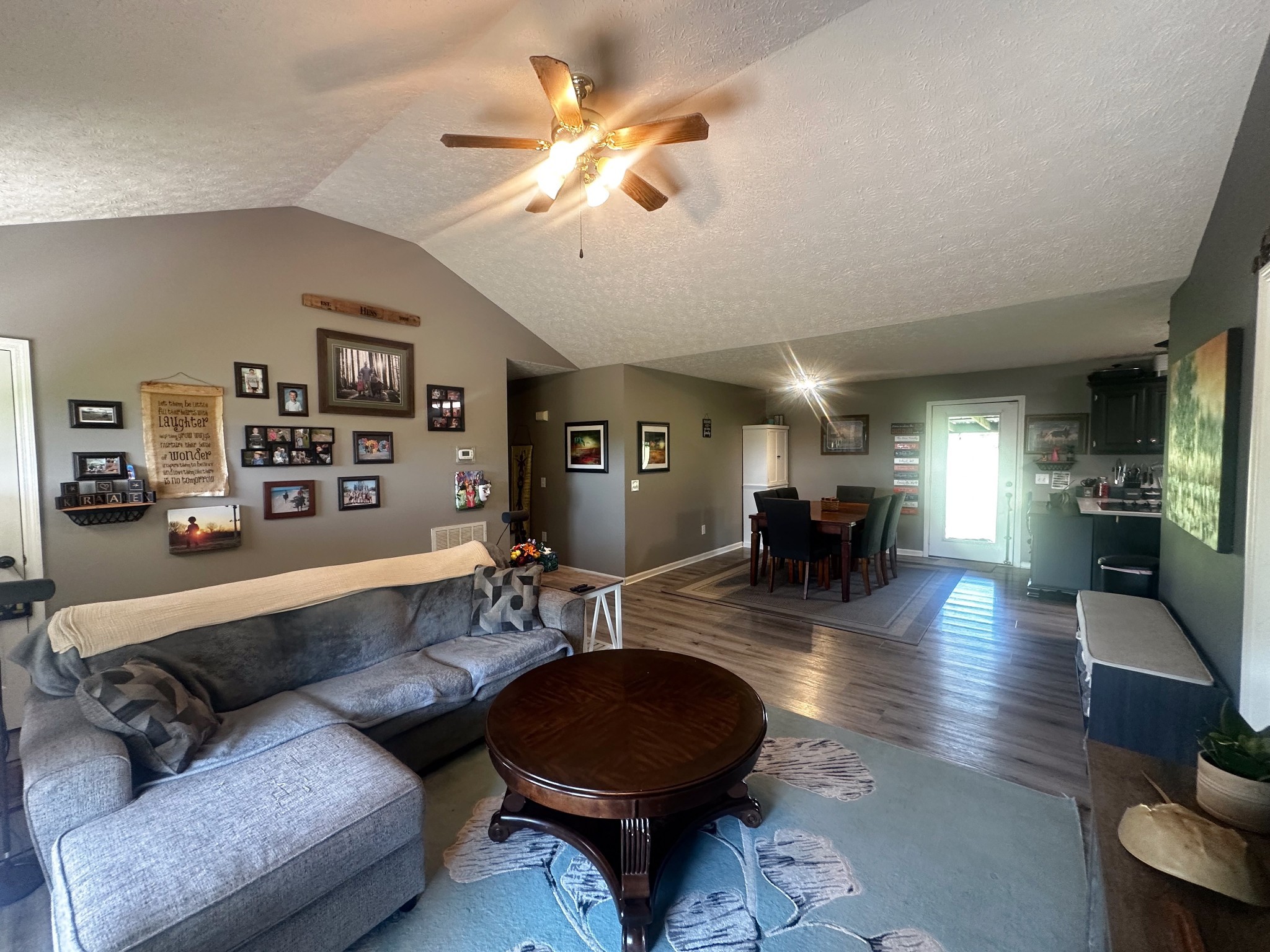  831 Philippi Rd, Wartrace, TN, 37183 - 物件實景