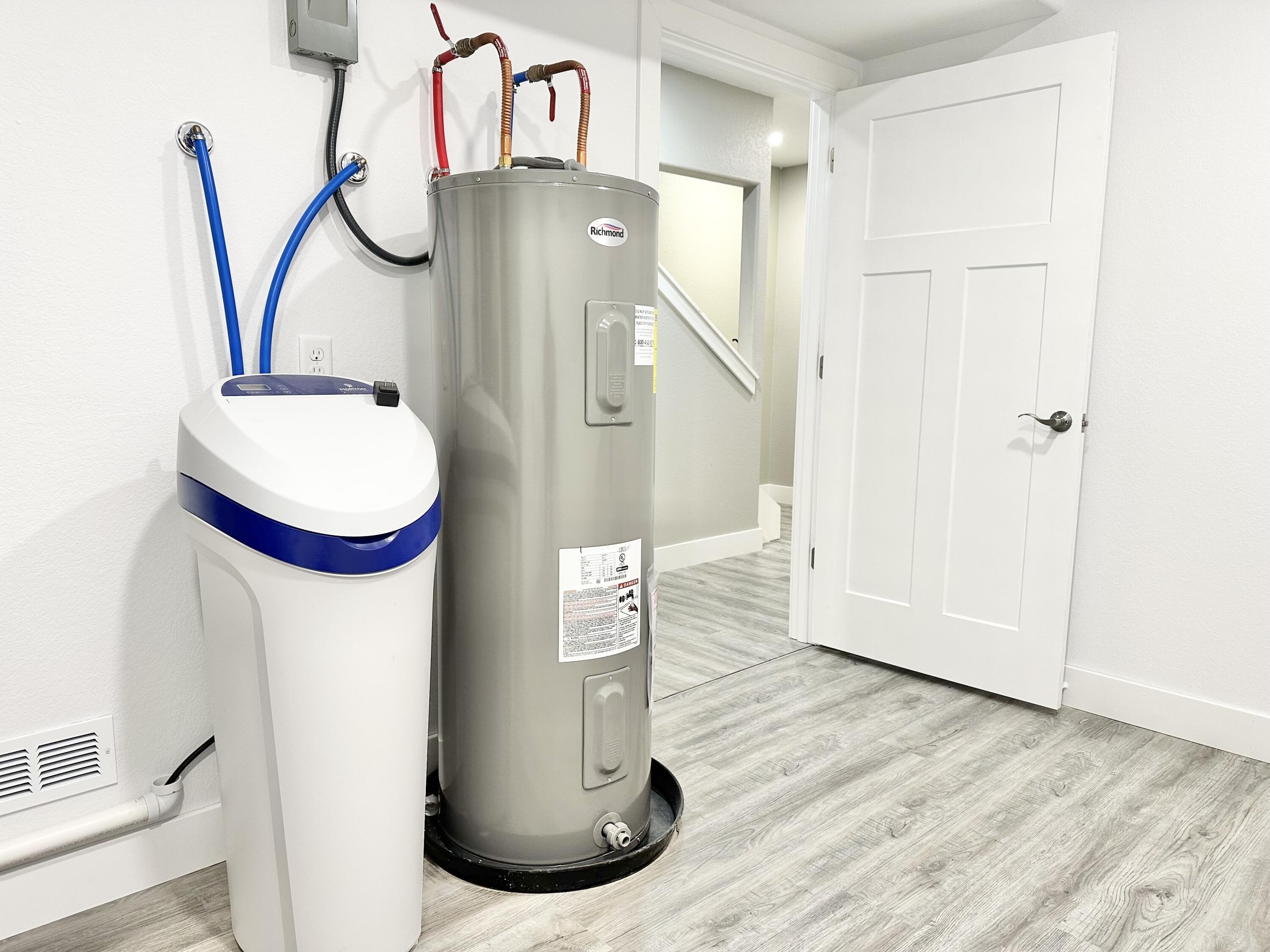 Shell Knob, Missouri, 65747, United States, 5 Bedrooms Bedrooms, ,3 BathroomsBathrooms,Residential,For Sale,1982122