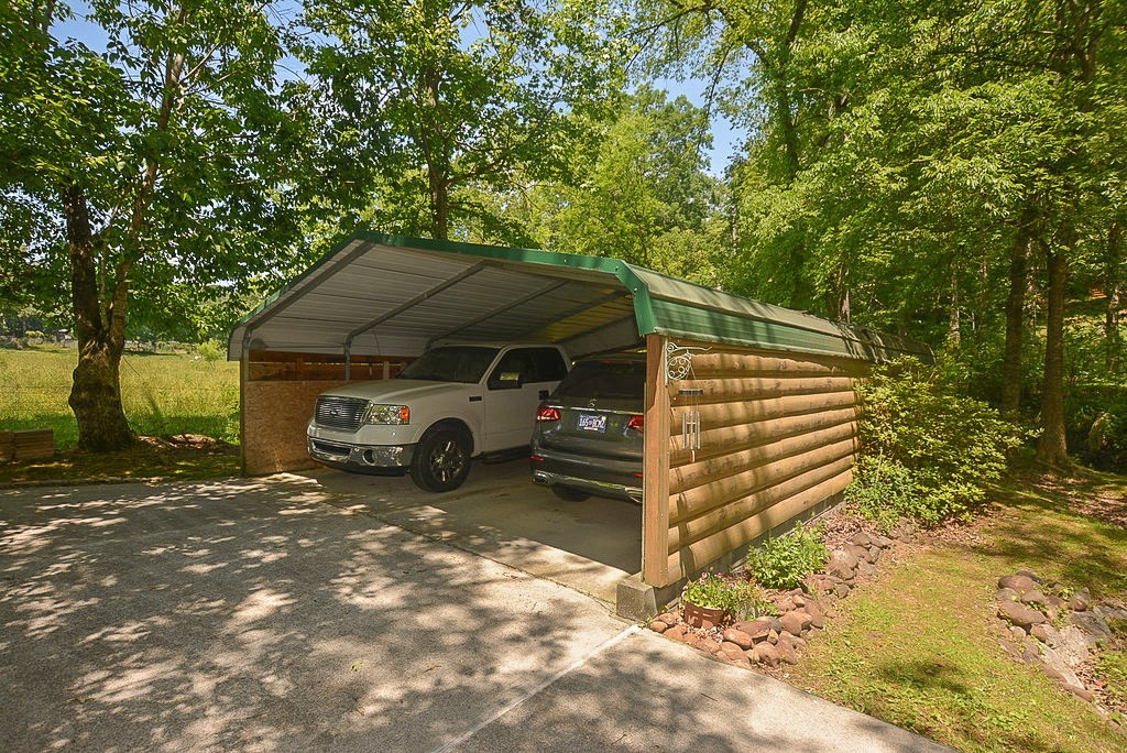 Sevierville, Tennessee, 37876, United States, 2 Bedrooms Bedrooms, ,2 BathroomsBathrooms,Residential,For Sale,1976513