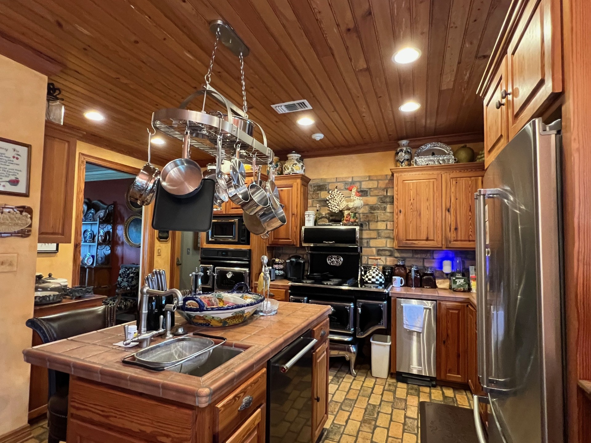 Many, Louisiana, 71449, United States, 4 Bedrooms Bedrooms, ,4 BathroomsBathrooms,Residential,For Sale,1836155