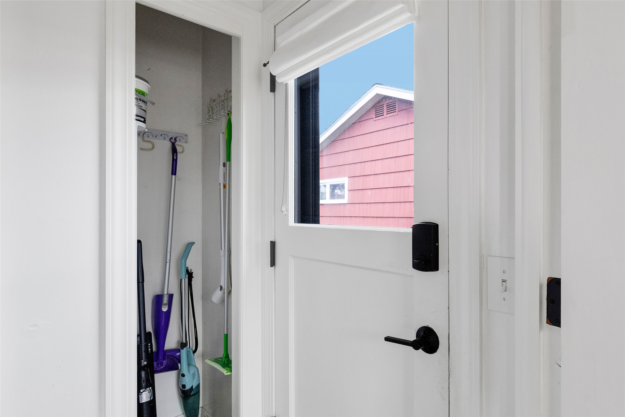  1612 Bel-Air Place - 物件實景