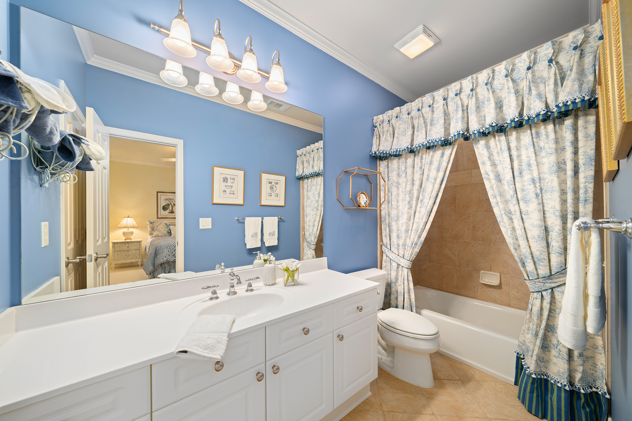  Expansive Living in the Heart of Fieldstone Farms - 物件實景