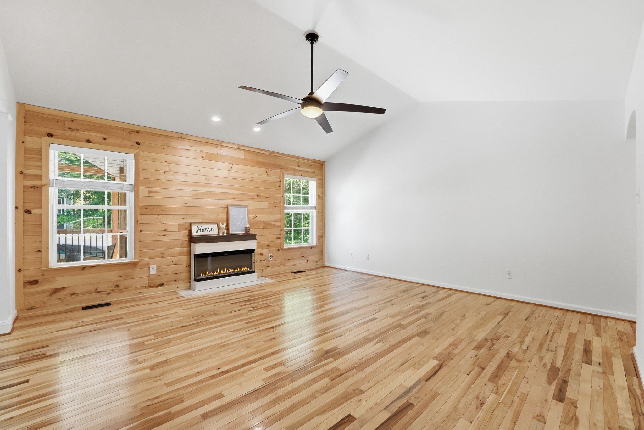Locust Dale, Virginia, 22948, United States, 3 Bedrooms Bedrooms, ,4 BathroomsBathrooms,Residential,For Sale,1996627