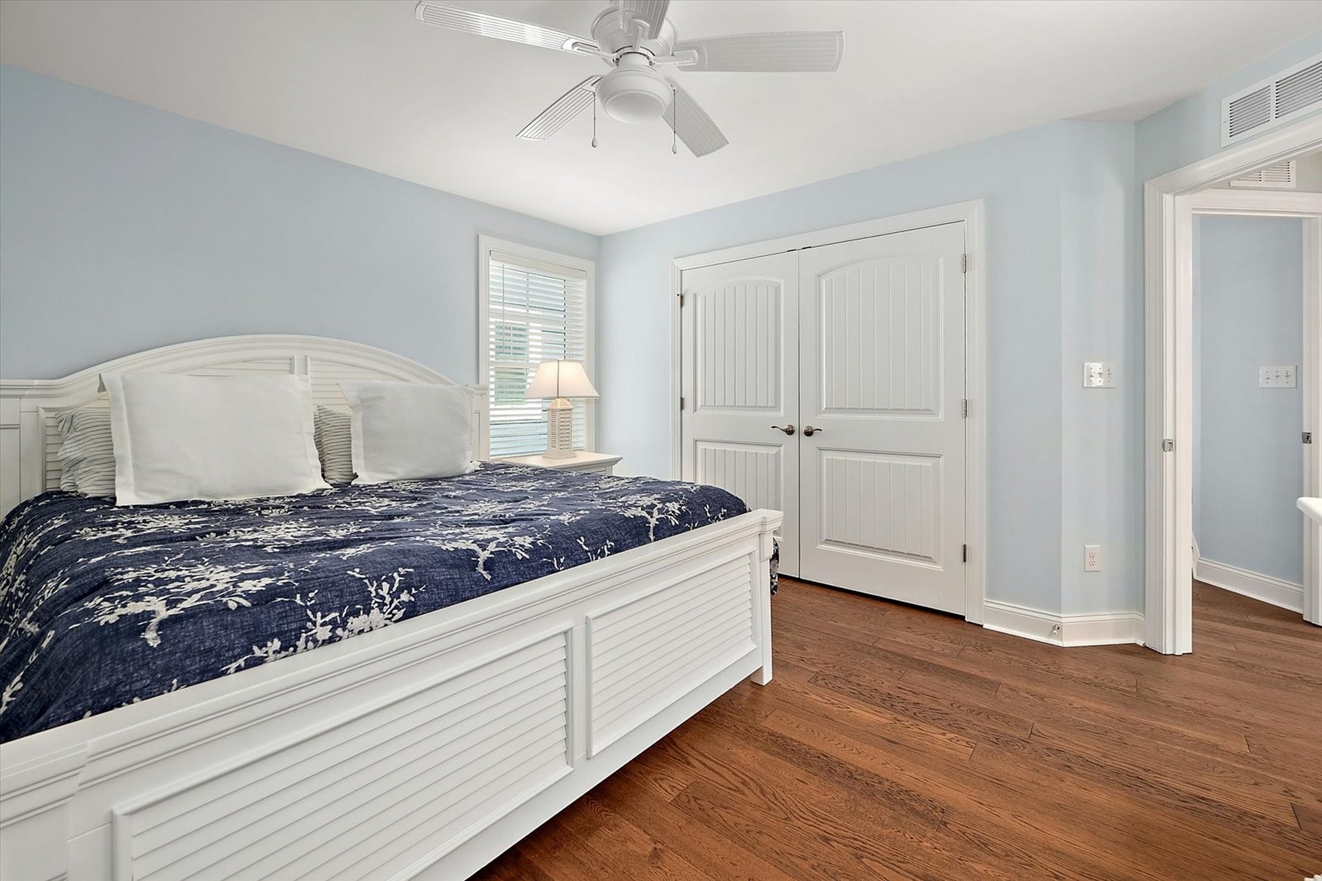  22072 Seaport Square - 物件實景