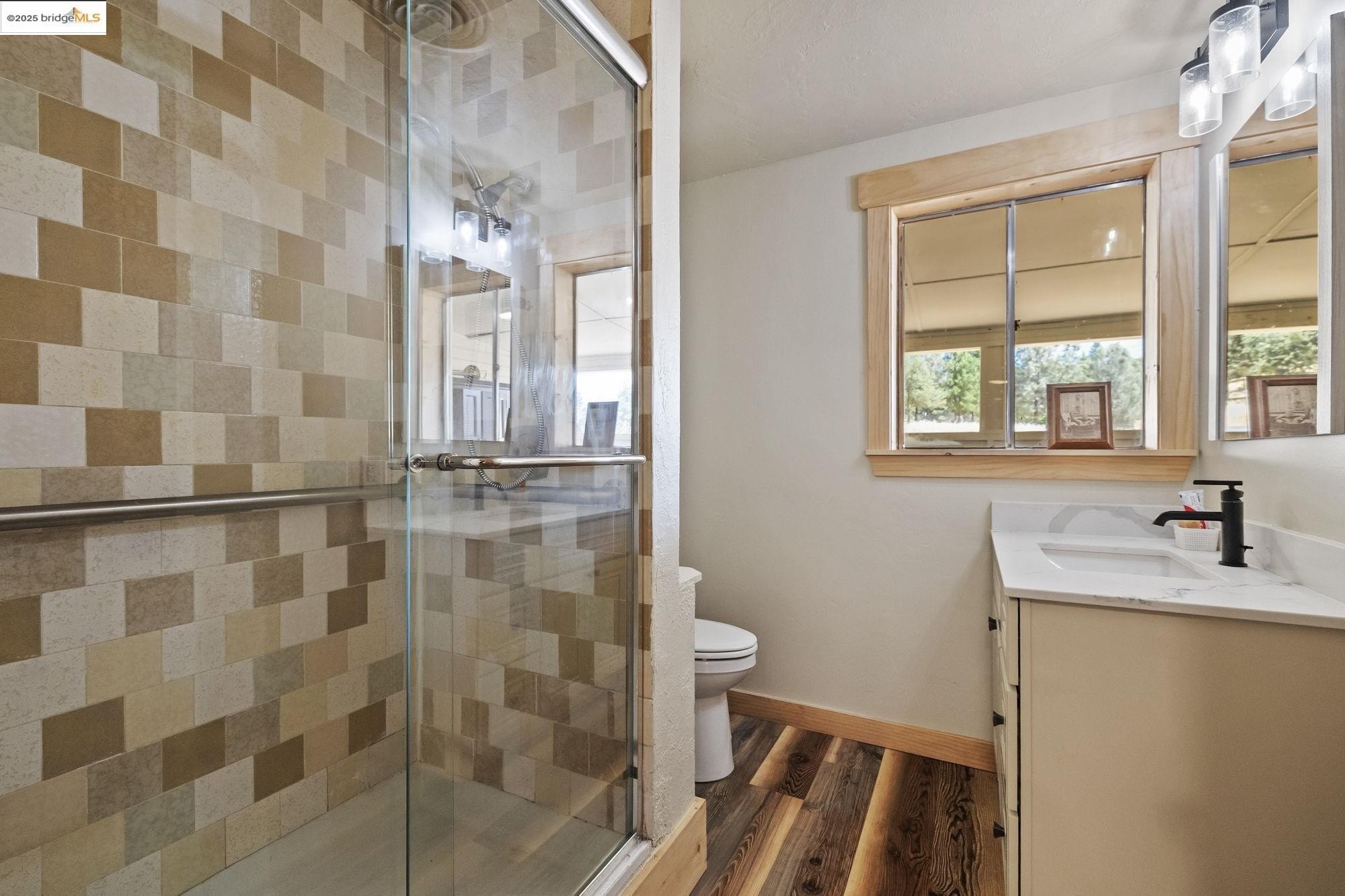 Murphys, California, 95247, United States, 5 Bedrooms Bedrooms, ,3 BathroomsBathrooms,Residential,For Sale,1905942