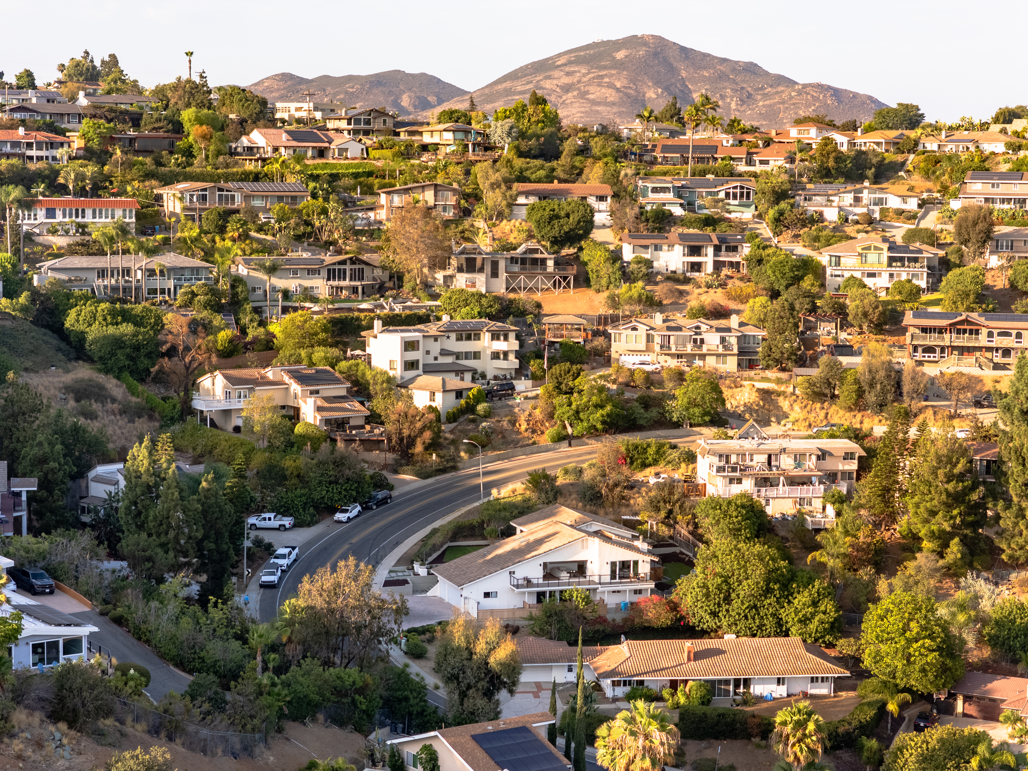 5873 Madra Ave, San Diego, CA 92120 - 物件實景