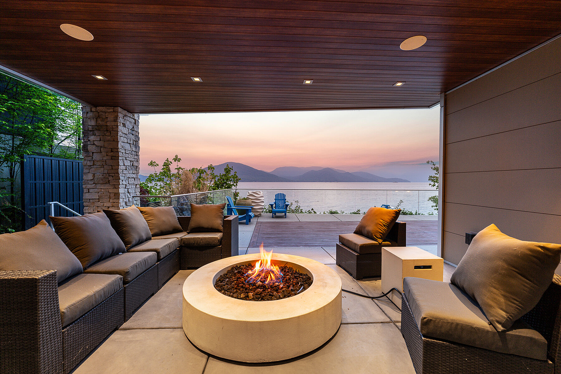  Amazing Waterfront Property - 物件實景