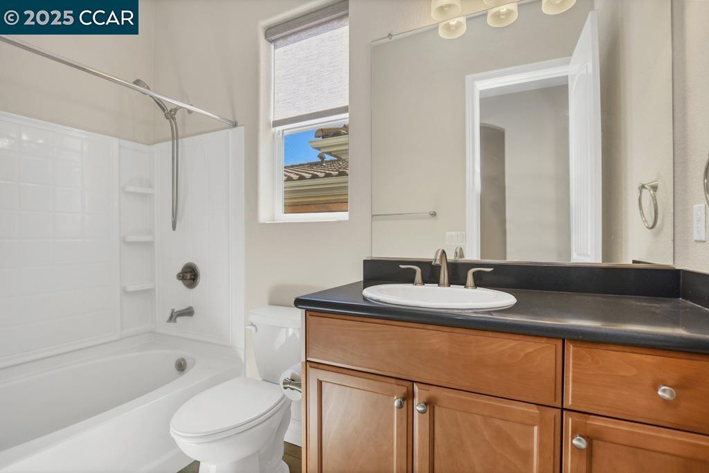 Brentwood, California, 94513, United States, 2 Bedrooms Bedrooms, ,2 BathroomsBathrooms,Residential,For Sale,1837738