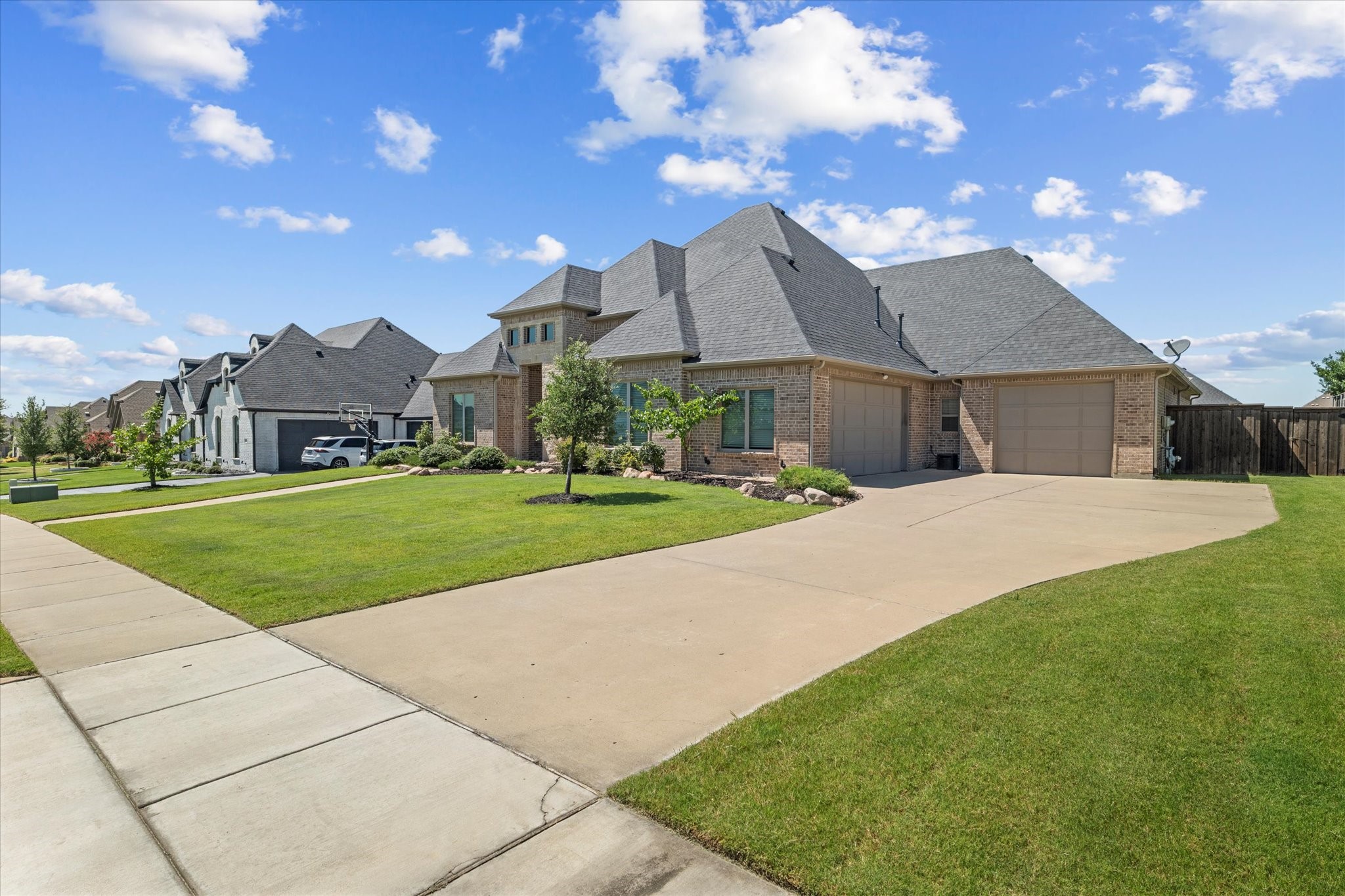 Prosper, Texas, 75078, United States, 4 Bedrooms Bedrooms, ,3 BathroomsBathrooms,Residential,For Sale,1903910
