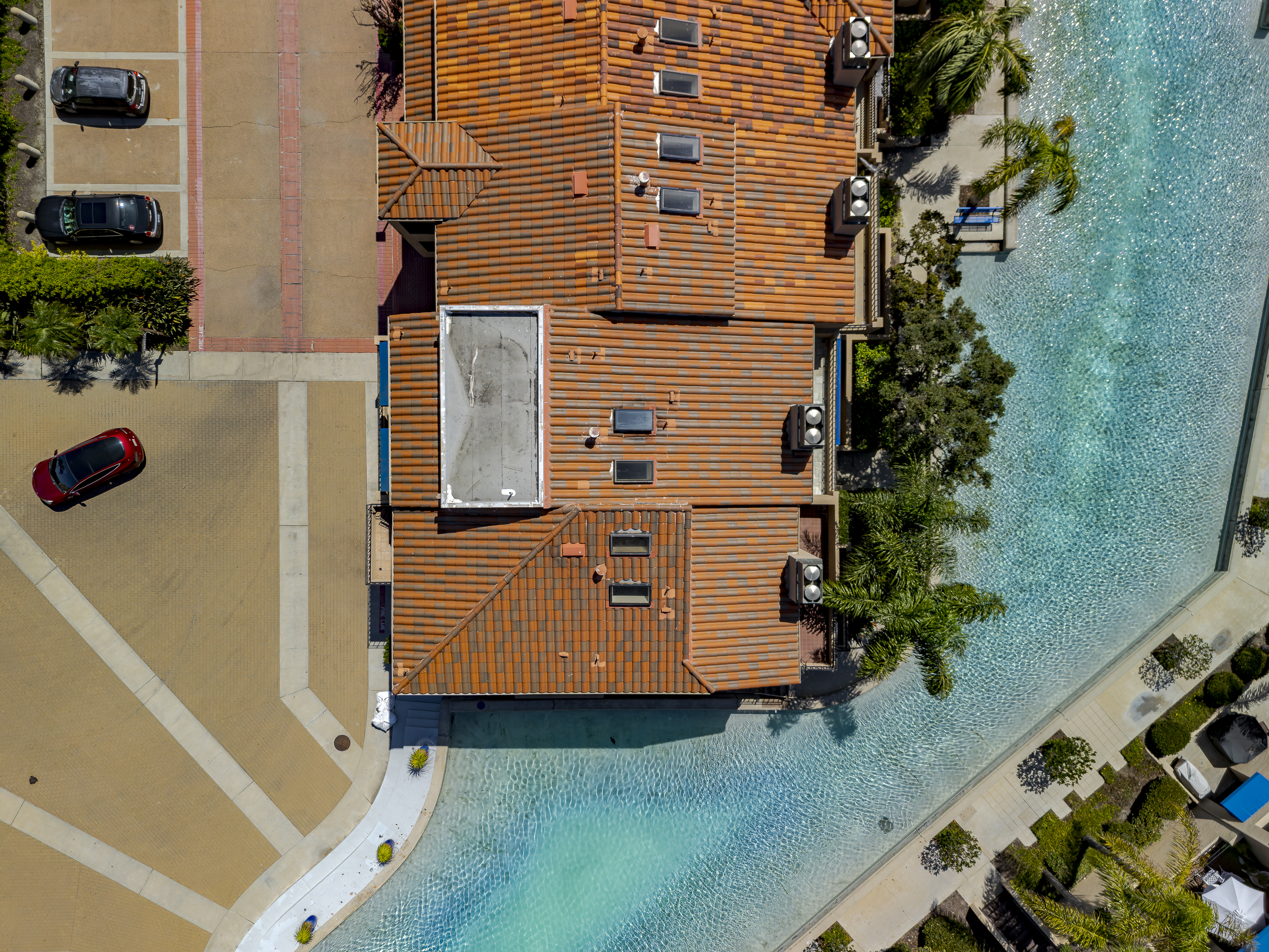  16475 Tropez Lane, Huntington Beach, CA 92649 - 物件實景