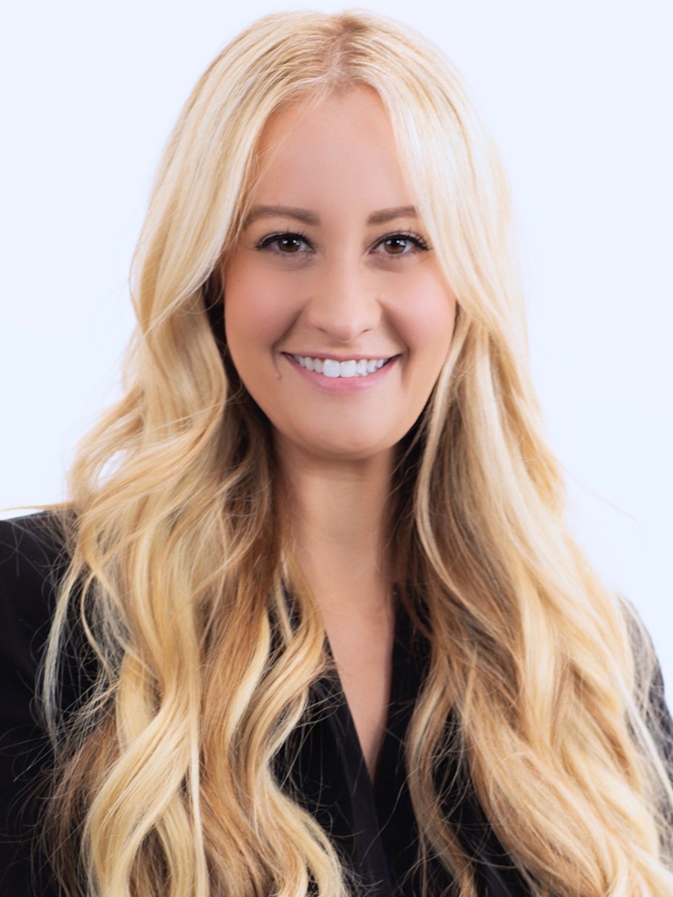 Nicole Dever