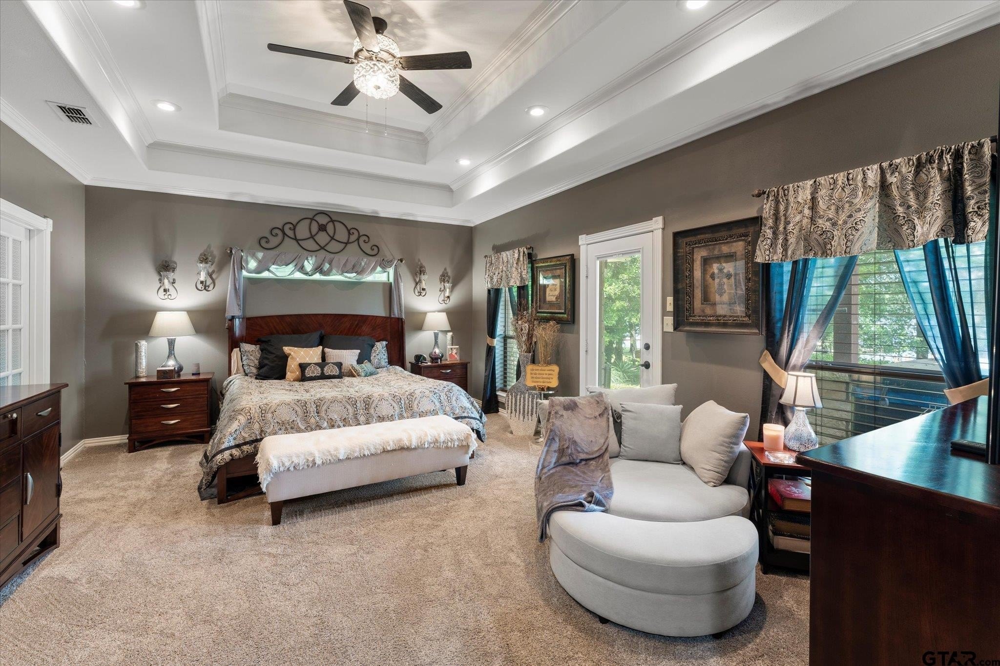 Pittsburg, Texas, 75686, United States, 4 Bedrooms Bedrooms, ,4 BathroomsBathrooms,Residential,For Sale,1983257