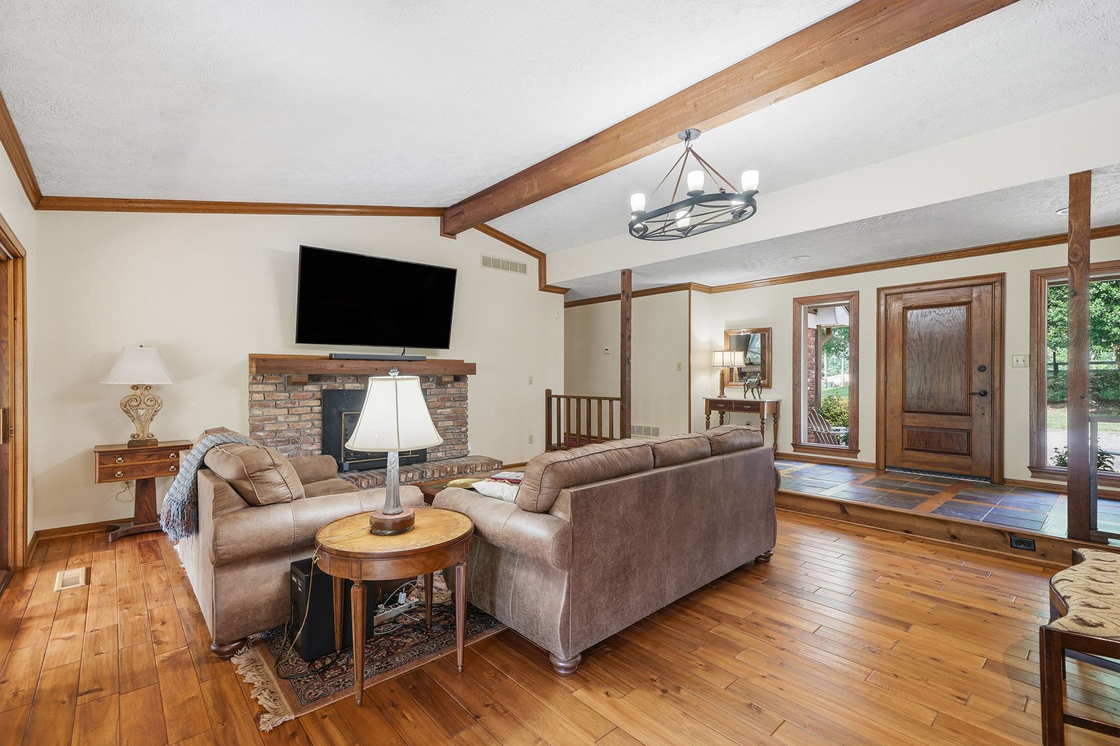  Exceptional Brick Ranch on 5+/- Picturesque Acres - 物件實景