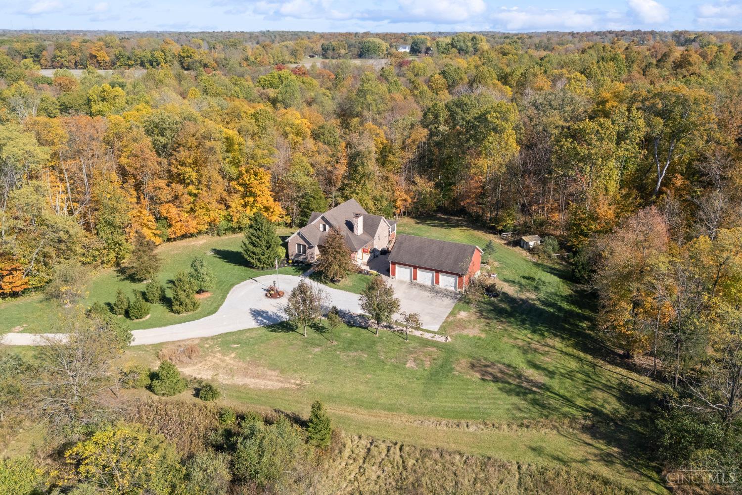 Wilmington, Ohio, 45177, United States, 6 Bedrooms Bedrooms, ,4 BathroomsBathrooms,Residential,For Sale,1989066