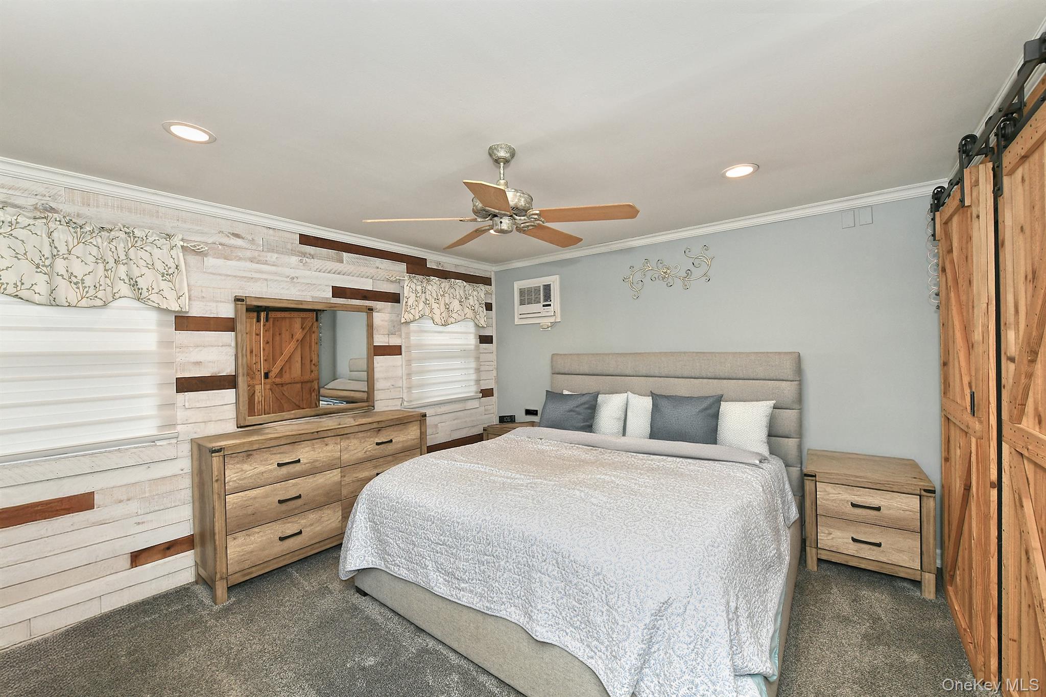 Hicksville, New York, 11801, United States, 3 Bedrooms Bedrooms, ,2 BathroomsBathrooms,Residential,For Sale,1986548