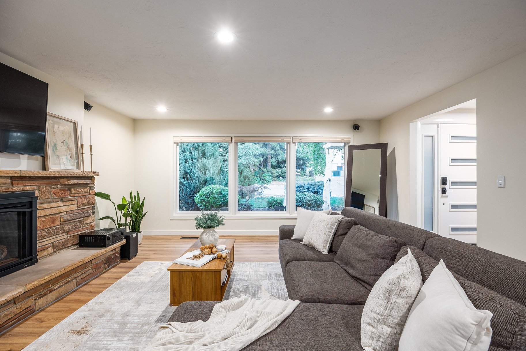  Olympus Cove Rambler with Walk-Out Basement to Serene Backyard - 物件實景