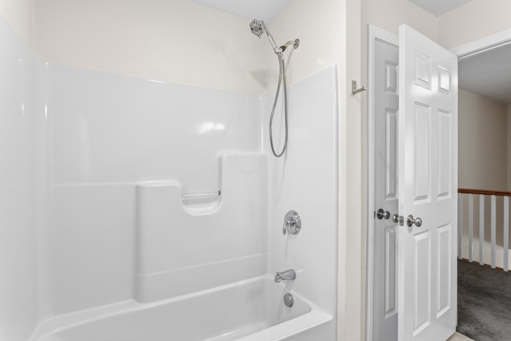 Ayer, Massachusetts, 01432, United States, 4 Bedrooms Bedrooms, ,3 BathroomsBathrooms,Residential,For Sale,2030231