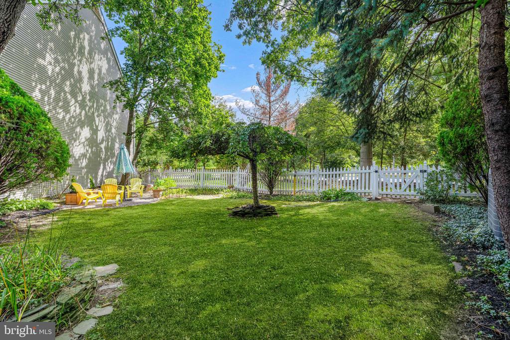 Plainsboro, New Jersey, 08536, United States, 4 Bedrooms Bedrooms, ,3 BathroomsBathrooms,Residential,For Sale,1922376