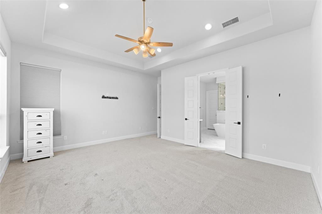 Midlothian, Texas, 76065, United States, 4 Bedrooms Bedrooms, ,5 BathroomsBathrooms,Residential,For Sale,2048085