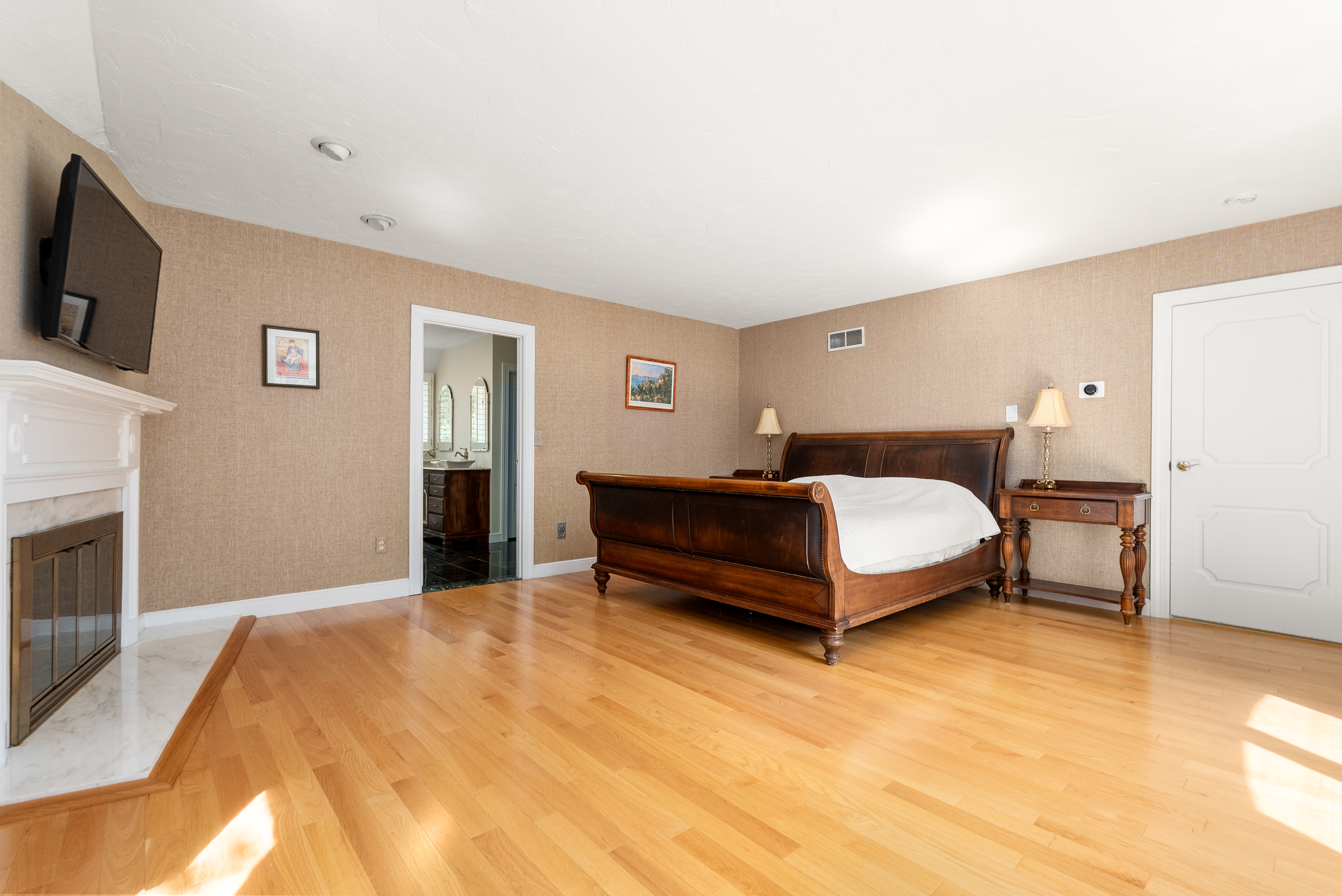  11 Fox Run Road, Dover, MA, 02030 - 物件實景