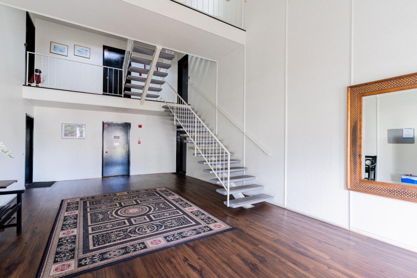 Mountain View, California, 94040, United States, 2 Bedrooms Bedrooms, ,2 BathroomsBathrooms,Residential,For Sale,1988122