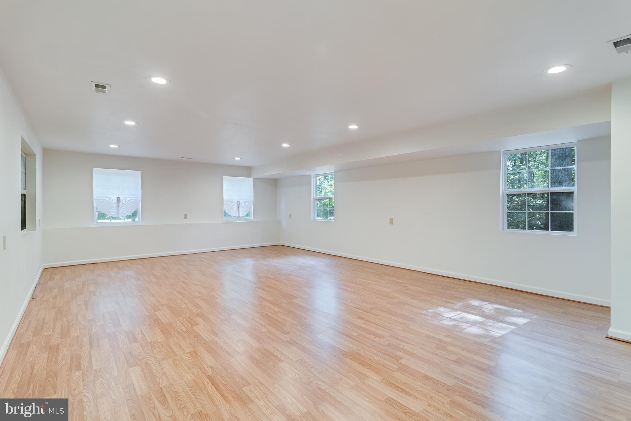 Port Tobacco, Maryland, 20677, United States, 6 Bedrooms Bedrooms, ,5 BathroomsBathrooms,Residential,For Sale,2049346