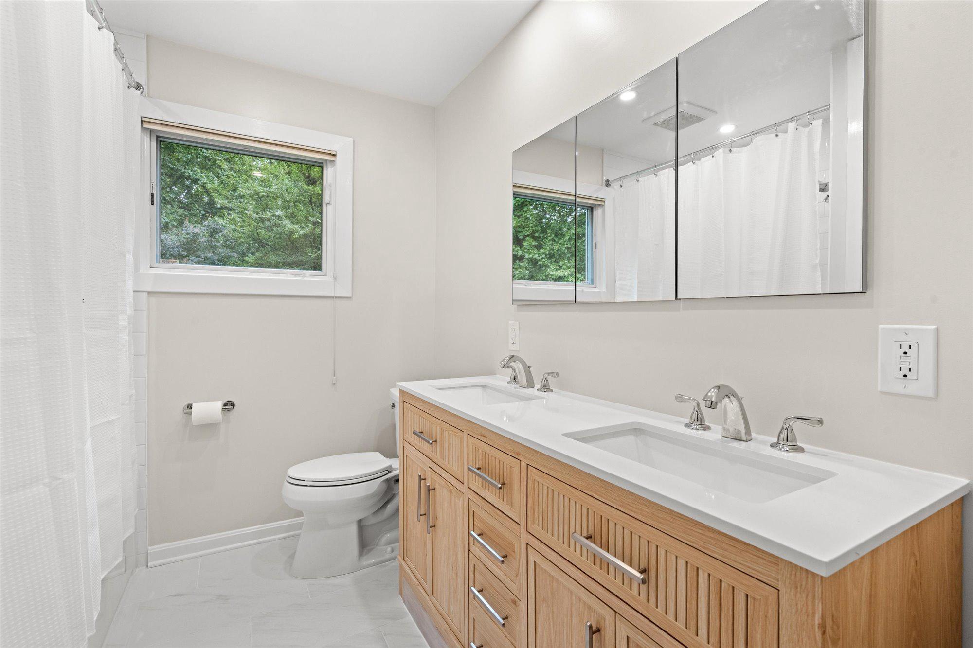  7727 Rocton Avenue, Chevy Chase, MD, 20815 - 物件實景