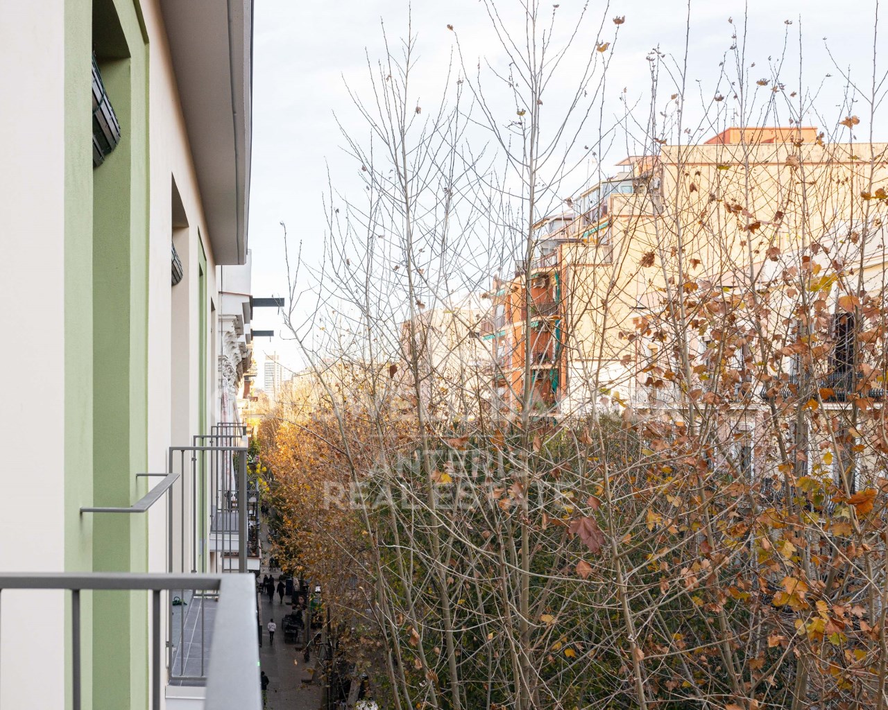Barcelona, Catalonia, ES, 3 Bedrooms Bedrooms, ,2 BathroomsBathrooms,Residential,For Sale,1687492