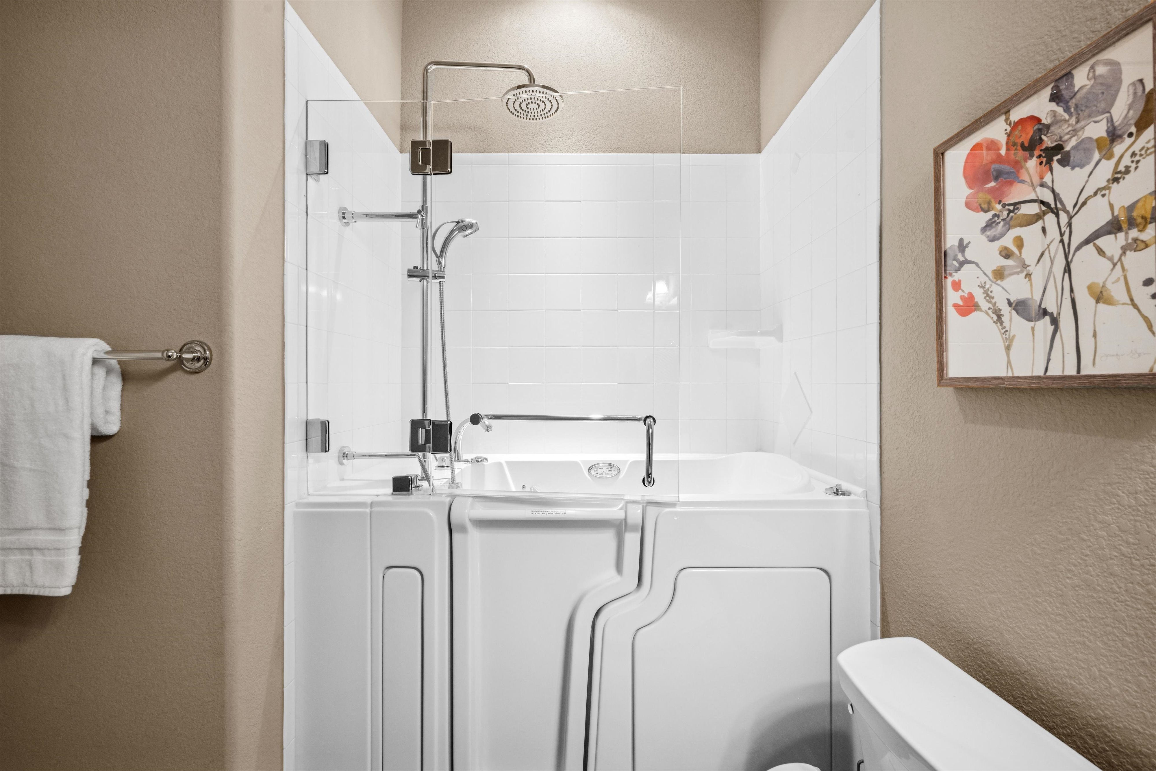  Refined, Low Maintenance Living - 物件實景