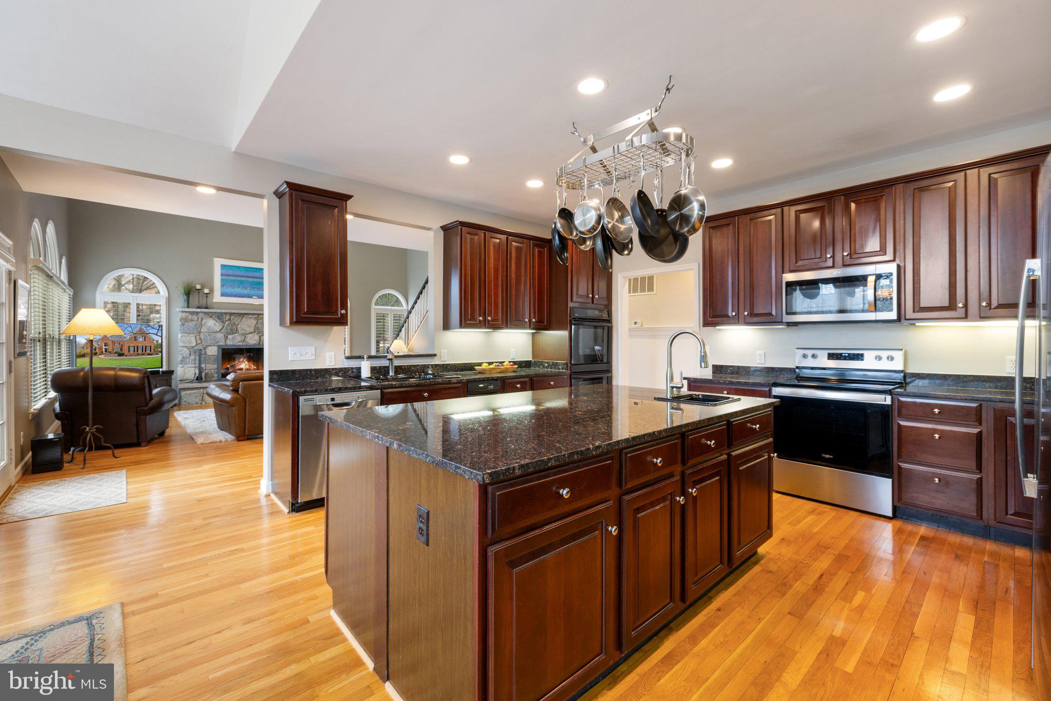 Warrenton, Virginia, 20186, United States, 6 Bedrooms Bedrooms, ,6 BathroomsBathrooms,Residential,For Sale,1914249