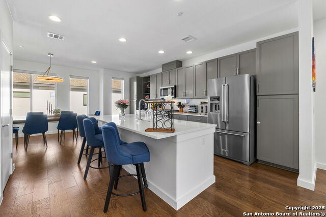San Antonio, Texas, 78209, United States, 3 Bedrooms Bedrooms, ,4 BathroomsBathrooms,Residential,For Sale,1906137