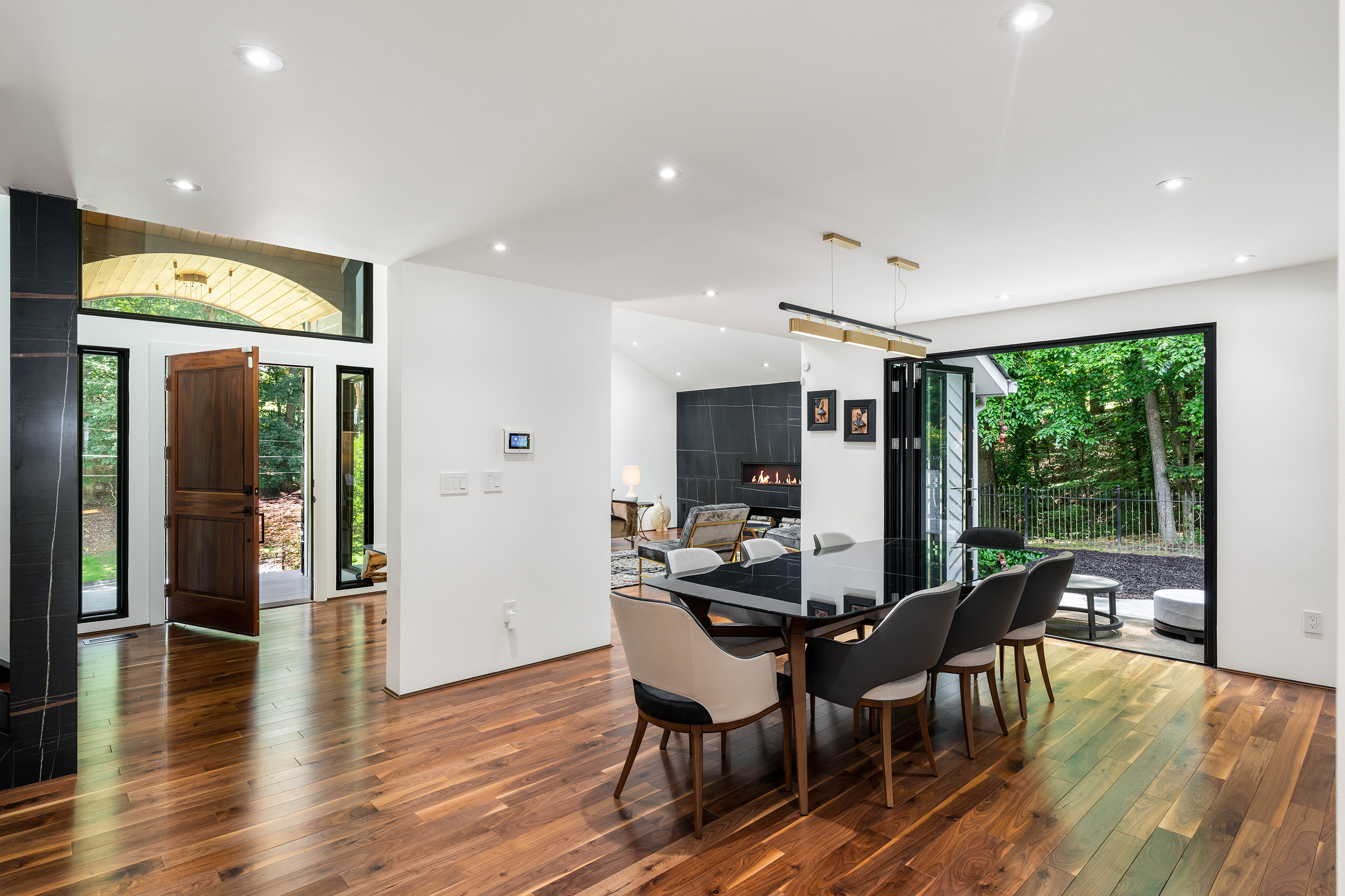  Exceptional Modern-Contemporary Residence on a Rare Double Lot - 物件實景