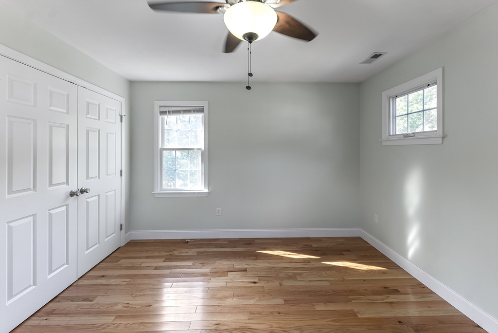 Duxbury, Massachusetts, 02332, United States, 3 Bedrooms Bedrooms, ,3 BathroomsBathrooms,Residential,For Sale,1940919