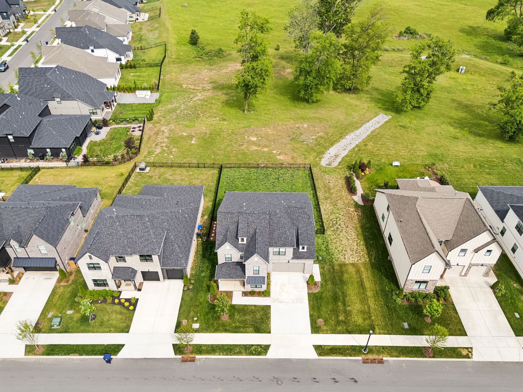  3287 Sassafras Ln, Thompsons Station, TN, 37179 - 物件實景
