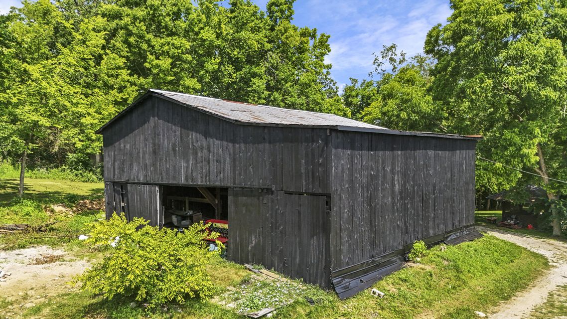 Versailles, Kentucky, 40383, United States, 3 Bedrooms Bedrooms, ,2 BathroomsBathrooms,Residential,For Sale,1976488