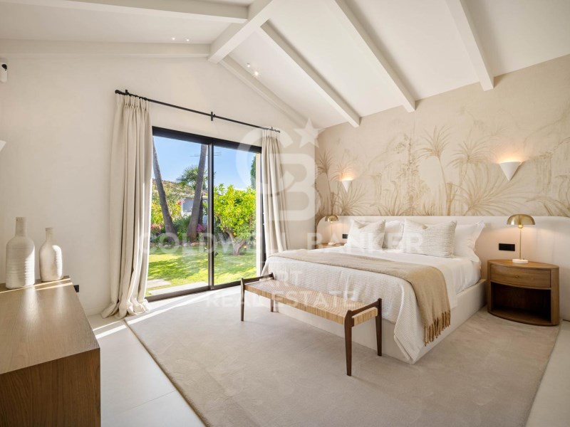 Marbella, Andalusia, ES, 4 Bedrooms Bedrooms, ,4 BathroomsBathrooms,Residential,For Sale,1826342