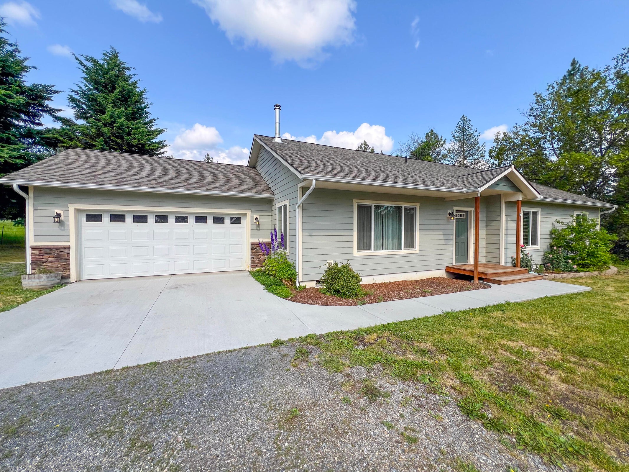 Colville, Washington, 99114, United States, 3 Bedrooms Bedrooms, ,2 BathroomsBathrooms,Residential,For Sale,1928026