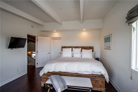 Redondo Beach, California, 90277, United States, 3 Bedrooms Bedrooms, ,2 BathroomsBathrooms,Residential,For Sale,1914316