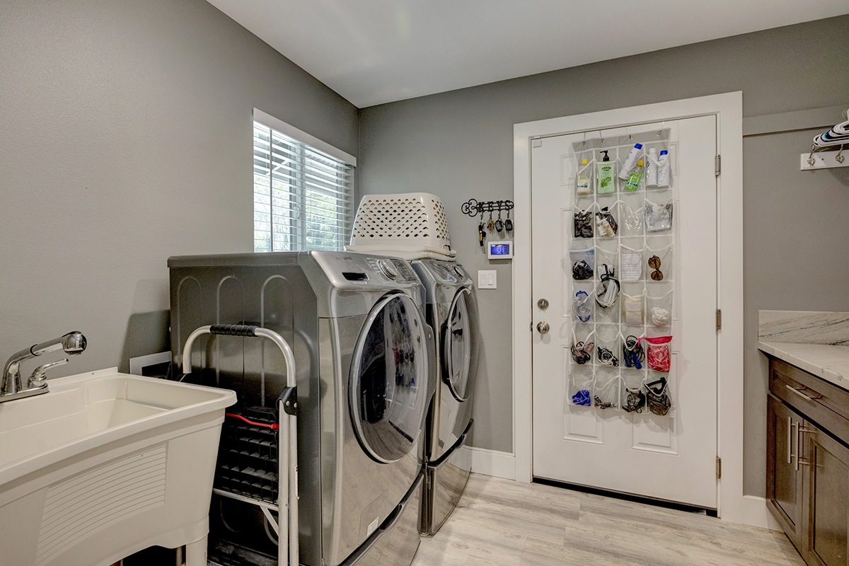 Keaau, Hawaii, 96749, United States, 3 Bedrooms Bedrooms, ,2 BathroomsBathrooms,Residential,For Sale,1913247