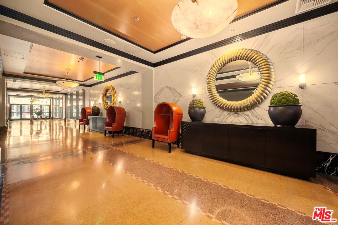 Los Angeles, California, 90014, United States, 1 Bedroom Bedrooms, ,1 BathroomBathrooms,Residential,For Sale,1777203