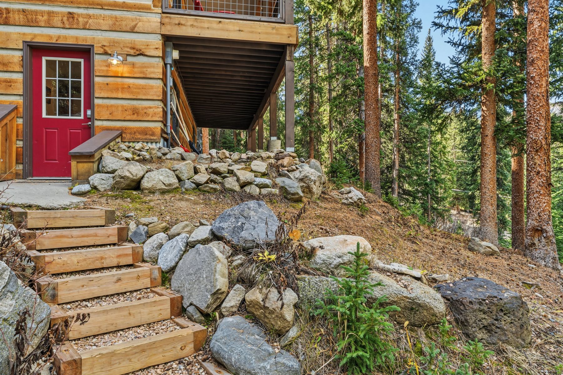  Cozy Cabin 1/2 Acre Backing to National Forest and Minutes from Main Street - 物件實景
