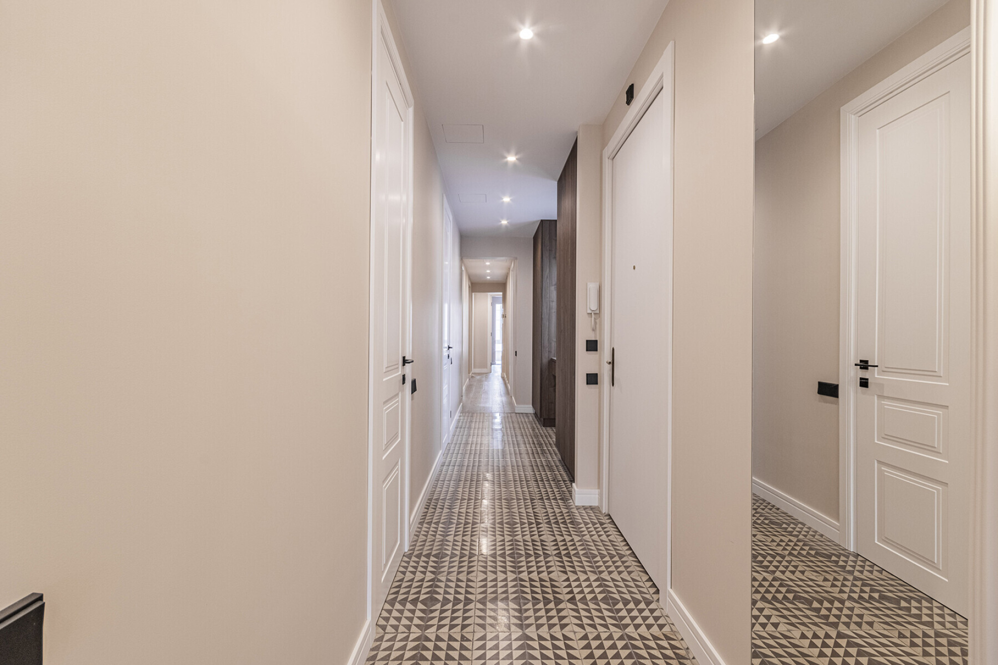  Refurbished jewel in the Quadrat d