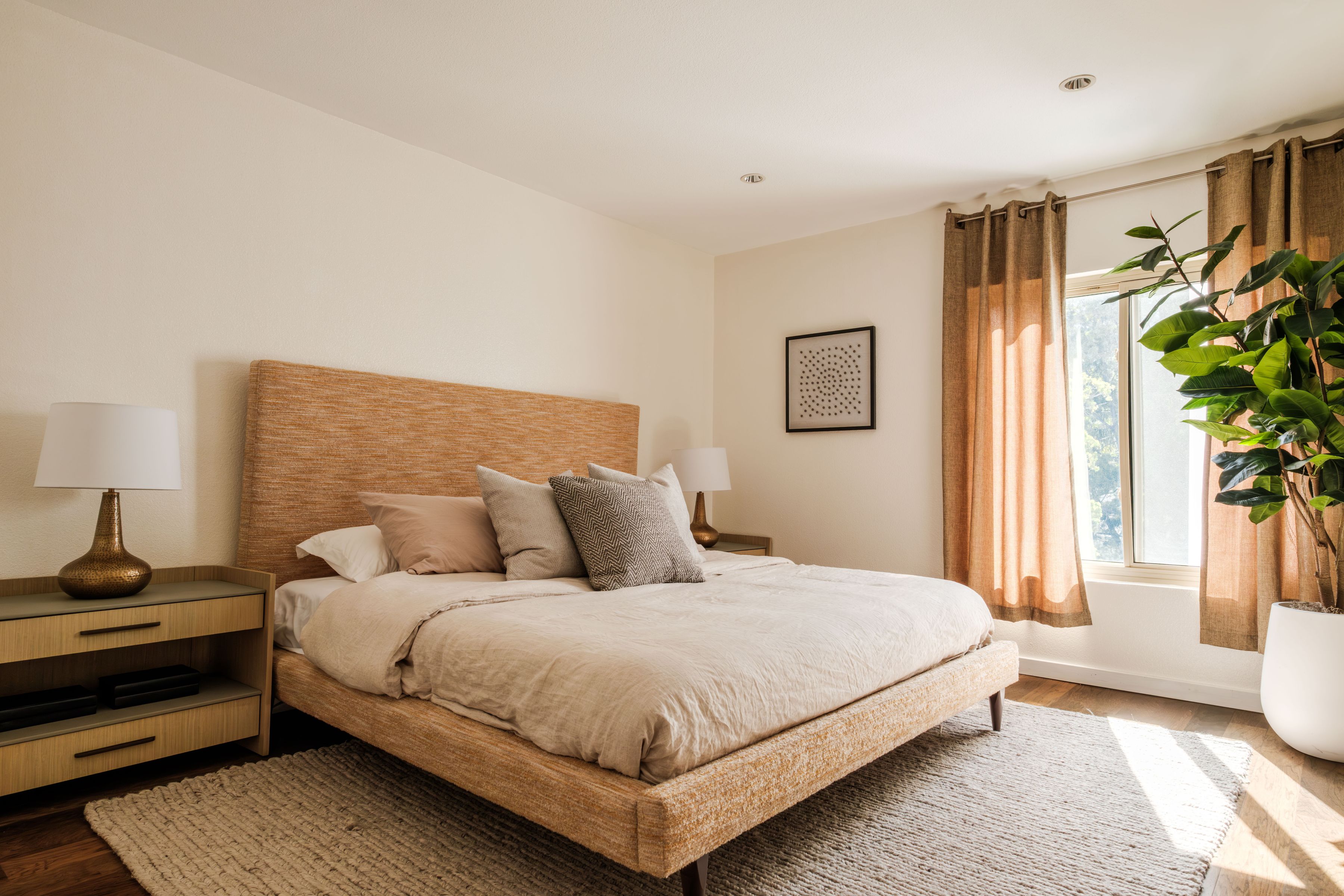  141 South Clark Drive, #404 - 物件實景