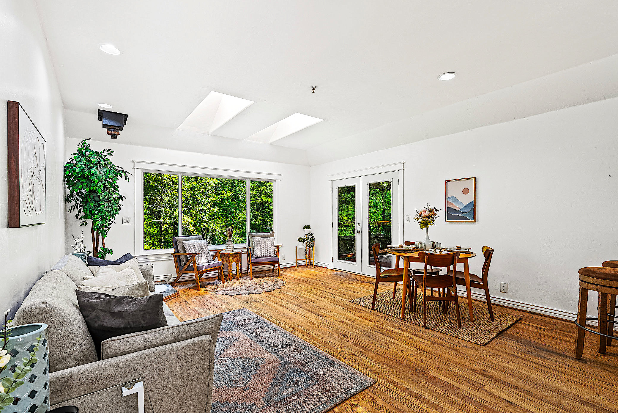 Boulder Creek, California, 95006, United States, 2 Bedrooms Bedrooms, ,2 BathroomsBathrooms,Residential,For Sale,1928761