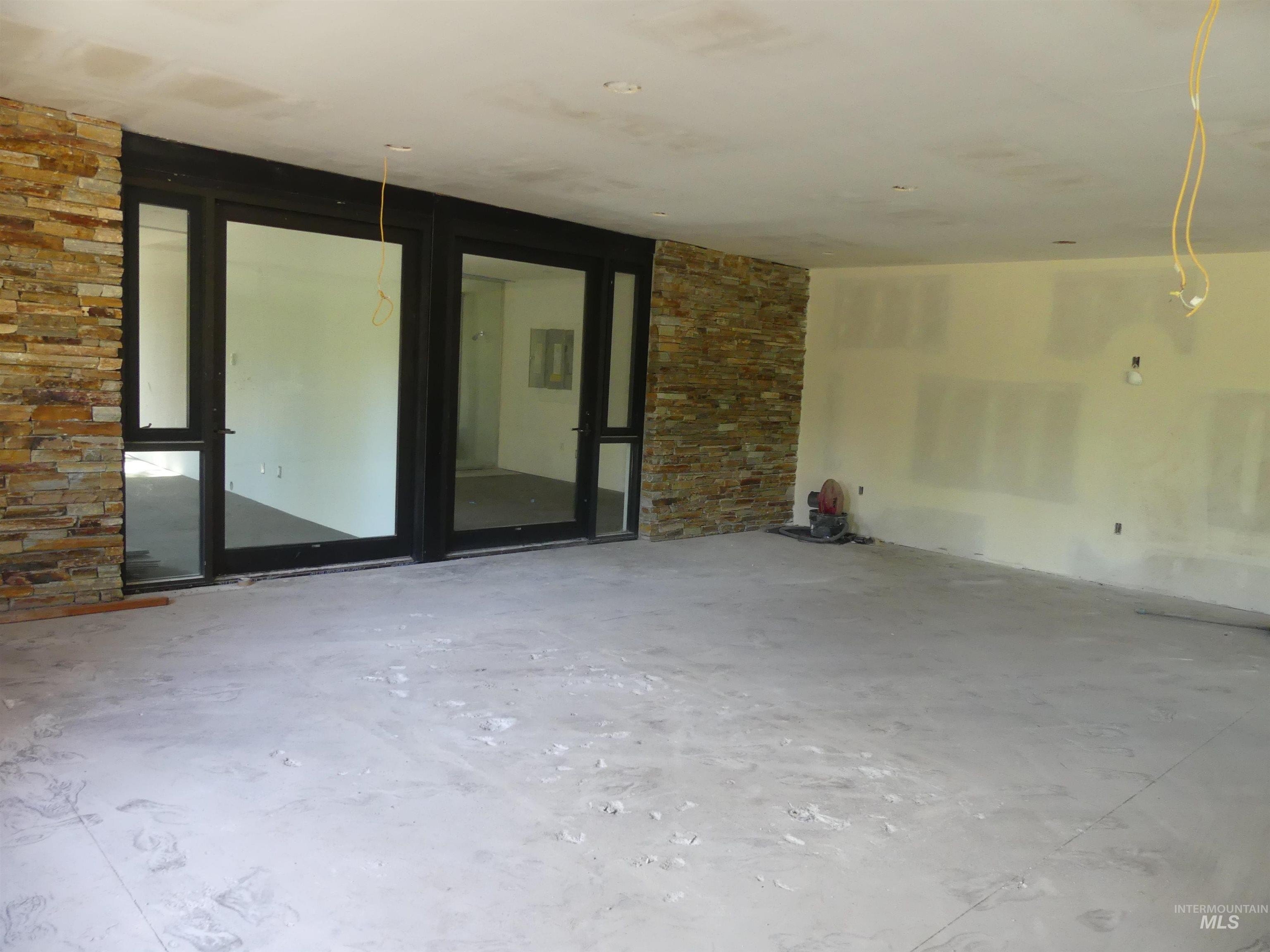 New Meadows, Idaho, 83654, United States, 4 Bedrooms Bedrooms, ,4 BathroomsBathrooms,Residential,For Sale,1980814